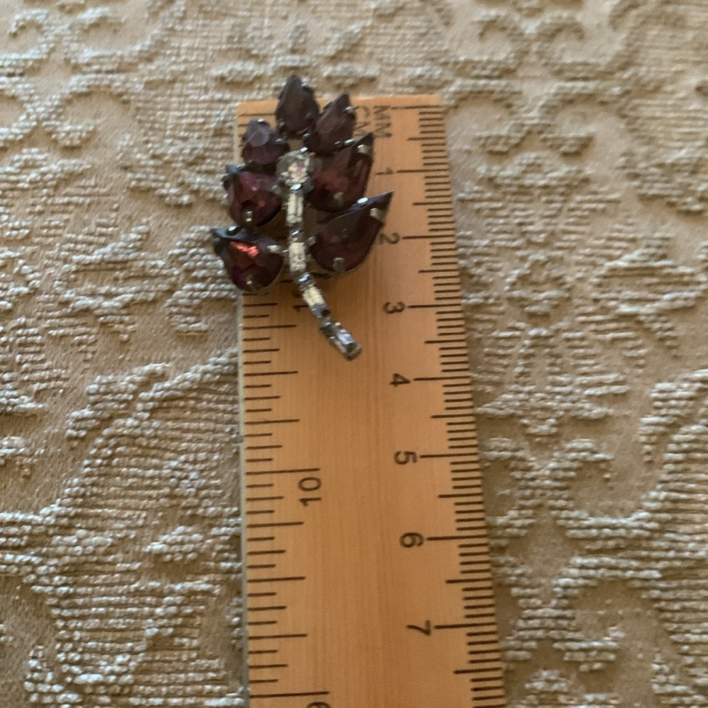 Jewelry - Picture 3 of 4